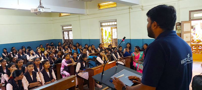 SJMVS Arts and Commerce College